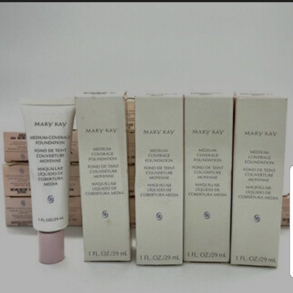 Mary Kay Bronze 708 Medium Coverage liquid foundation - Picture 3 of 9